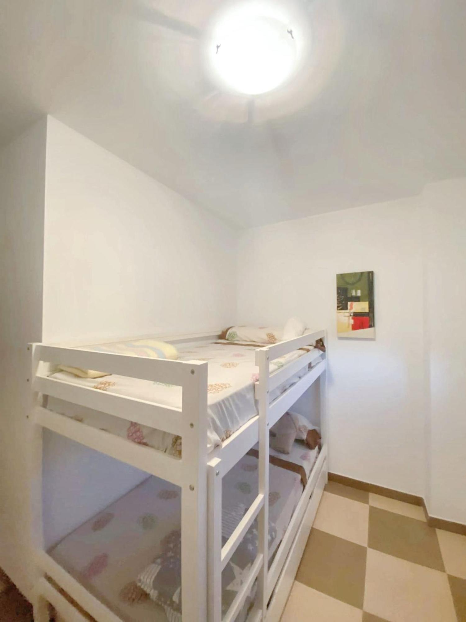 Spacious Apartment With Mountain View In Tabernas, 99 Sqm المظهر الخارجي الصورة