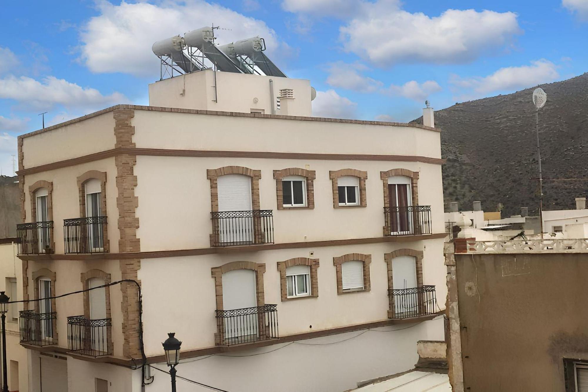 Spacious Apartment With Mountain View In Tabernas, 99 Sqm المظهر الخارجي الصورة